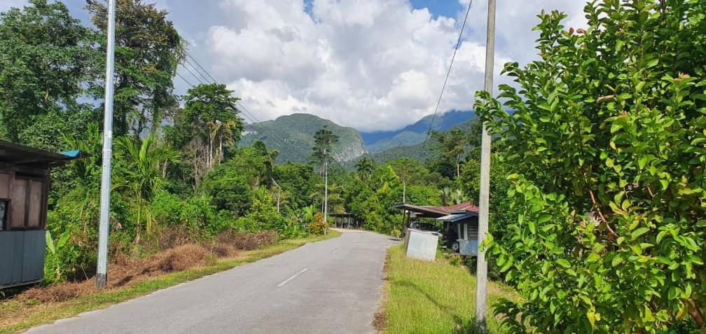 Mulu Homestay ภายนอก รูปภาพ